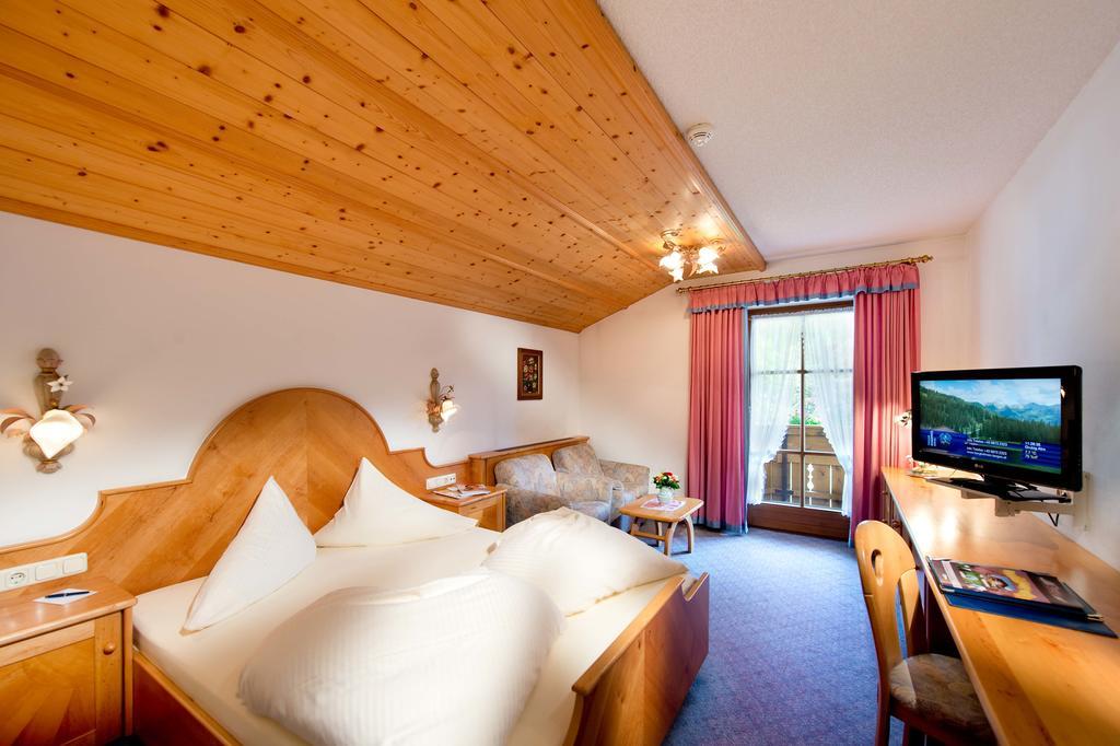 Hotel Bergland レルモース 部屋 写真
